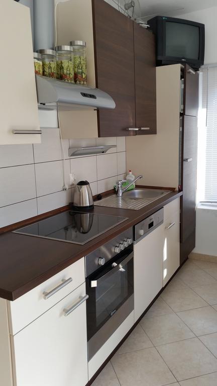 Apartment Sajkovic Ugljan Ngoại thất bức ảnh